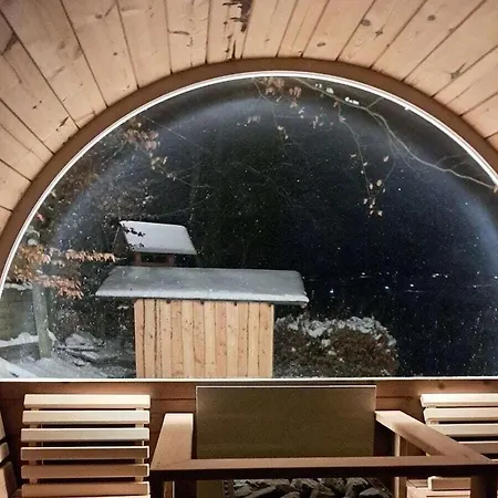 Raven's Nest Comfortable Holiday Hébergement de vacances *