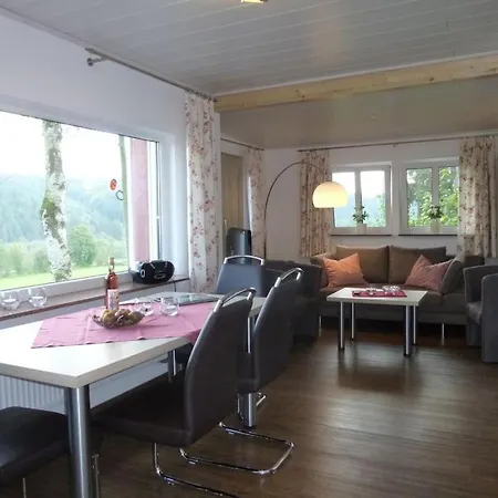 Raven's Nest Comfortable Holiday Hébergement de vacances *